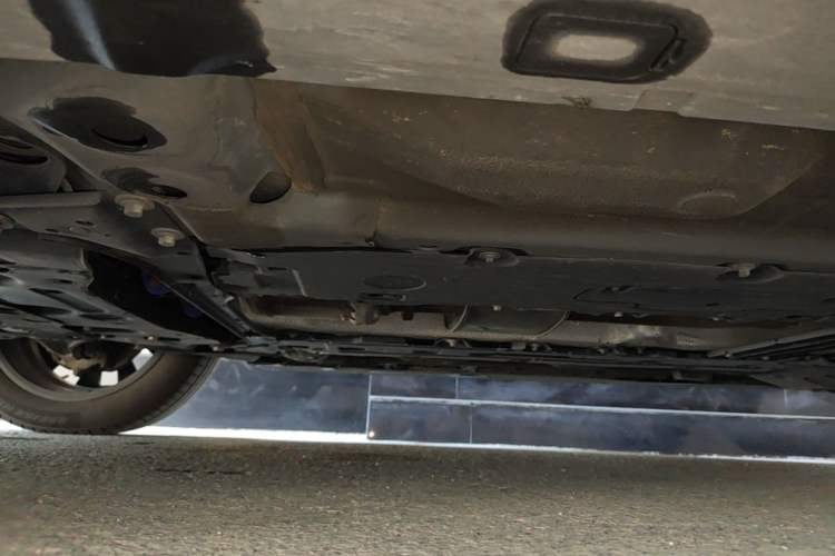 Used Volvo XC60 2024 B5 4x4 Smart Luxury Edition Chassis Front Left