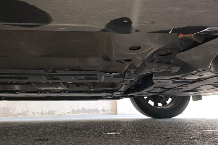 Used Volvo XC60 2024 B5 4x4 Smart Luxury Edition Chassis Front Right