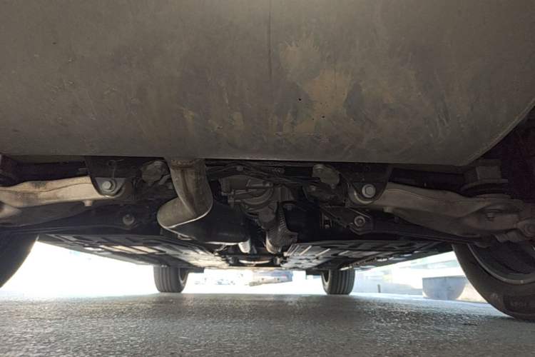 Used Volvo XC60 2024 B5 4x4 Smart Luxury Edition Chassis Rear