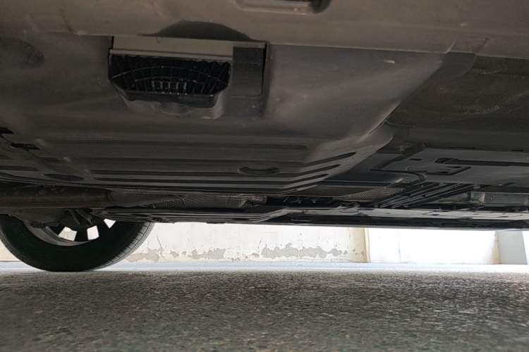 Used Volvo XC60 2024 B5 4x4 Smart Luxury Edition Chassis Rear Right