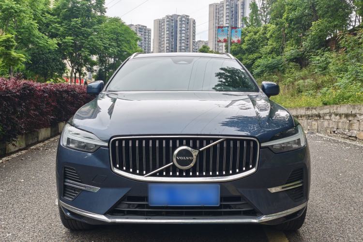 Used Volvo XC60 2024 B5 4x4 Smart Luxury Edition Exterior 1