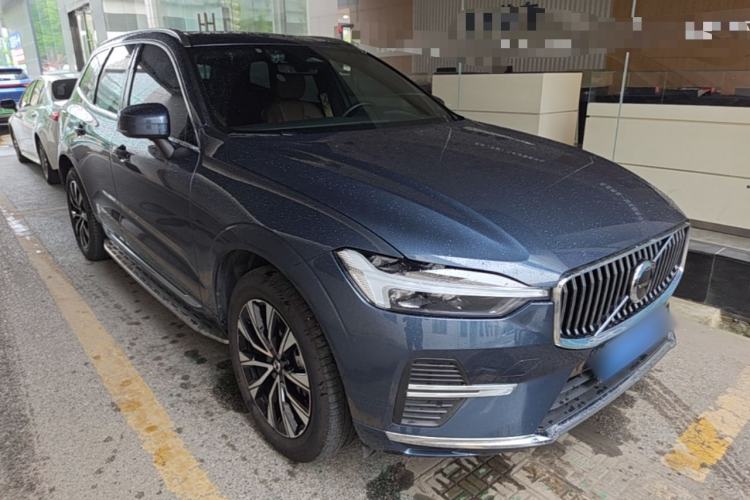Used Volvo XC60 2024 B5 4x4 Smart Luxury Edition Exterior 1