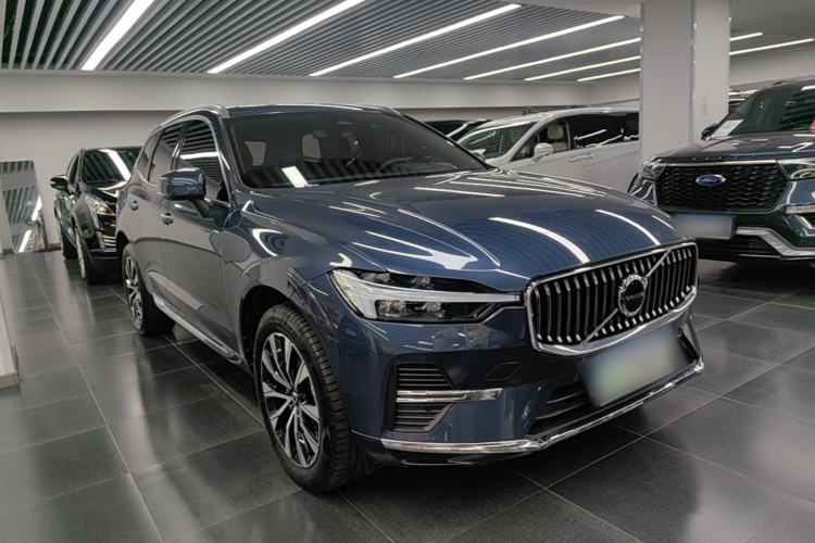 Used Volvo XC60 2024 B5 4x4 Smart Luxury Edition Exterior 1