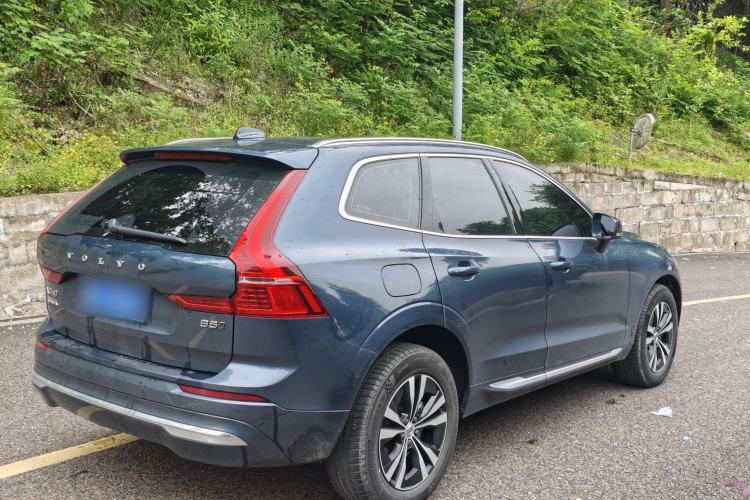 Used Volvo XC60 2024 B5 4x4 Smart Luxury Edition Exterior 3