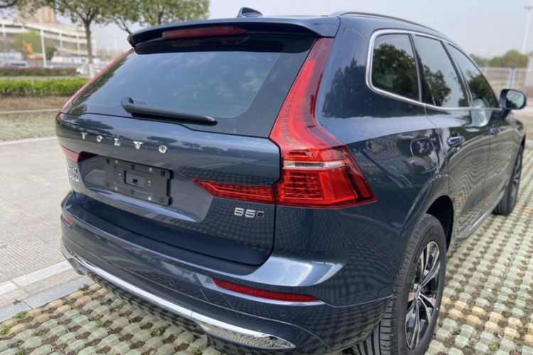 Used Volvo XC60 2024 B5 4x4 Smart Luxury Edition Exterior 6