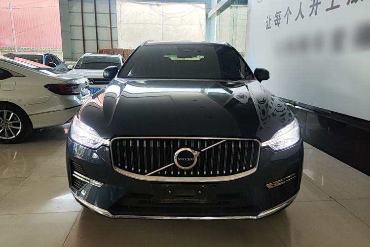 Used Volvo XC60 2024 B5 4x4 Smart Luxury Edition Front