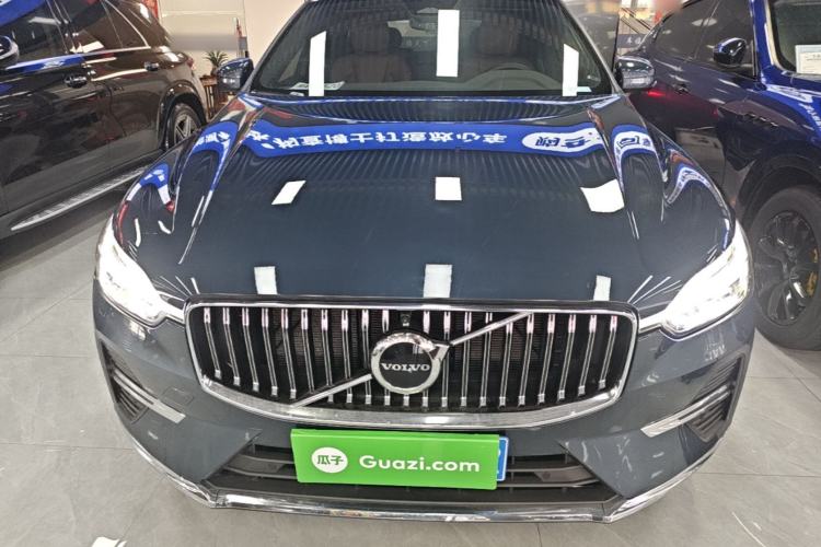 Used Volvo XC60 2024 B5 4x4 Smart Luxury Edition Front