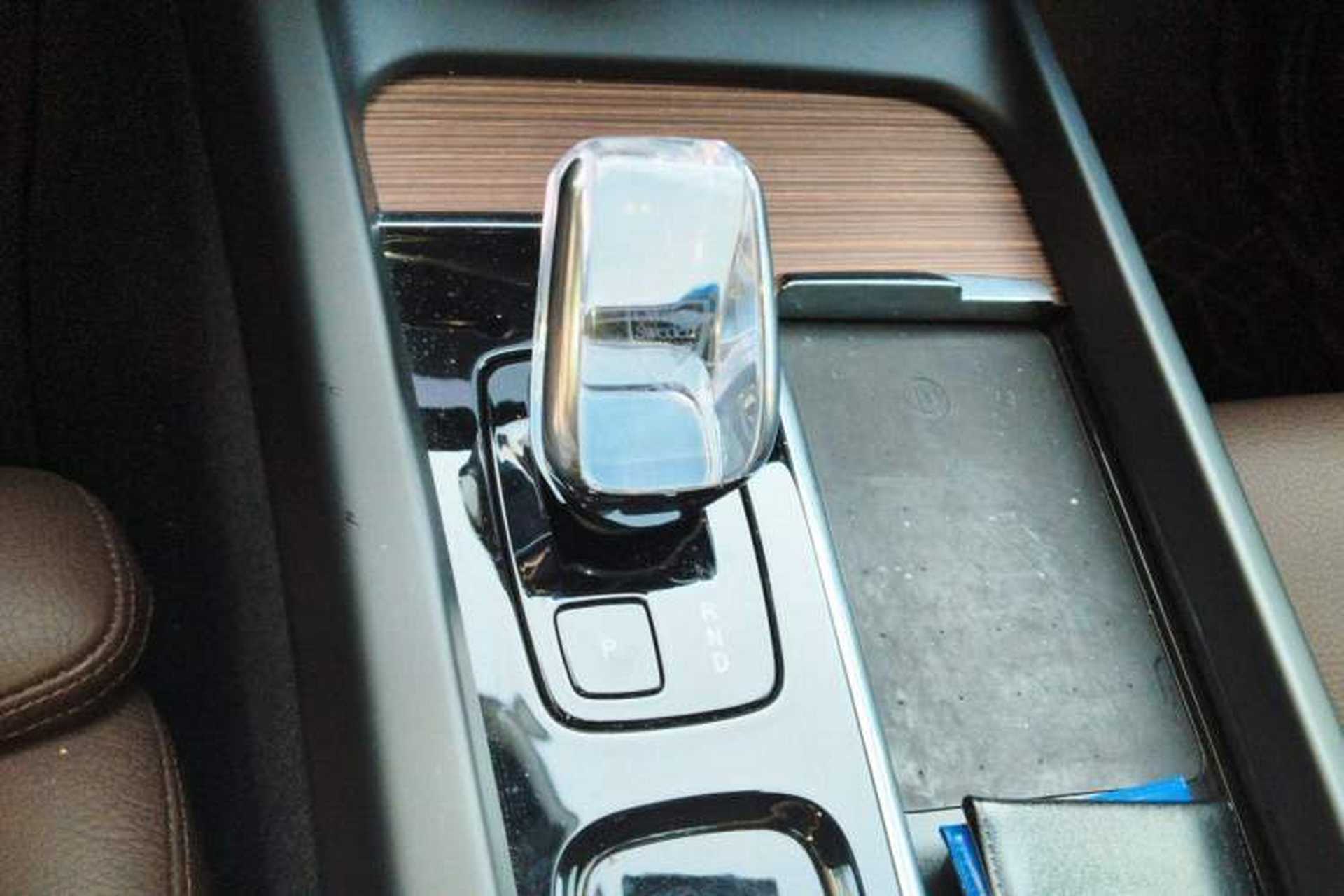 Used Volvo XC60 2024 B5 4x4 Smart Luxury Edition Gear Lever