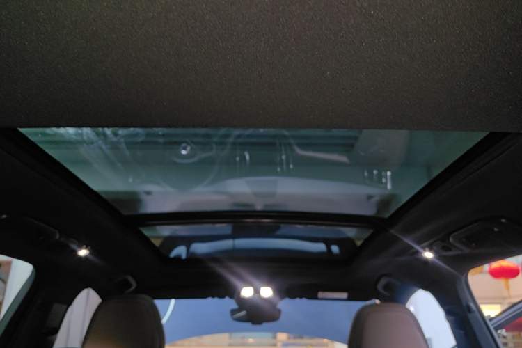 Used Volvo XC60 2024 B5 4x4 Smart Luxury Edition Headliner