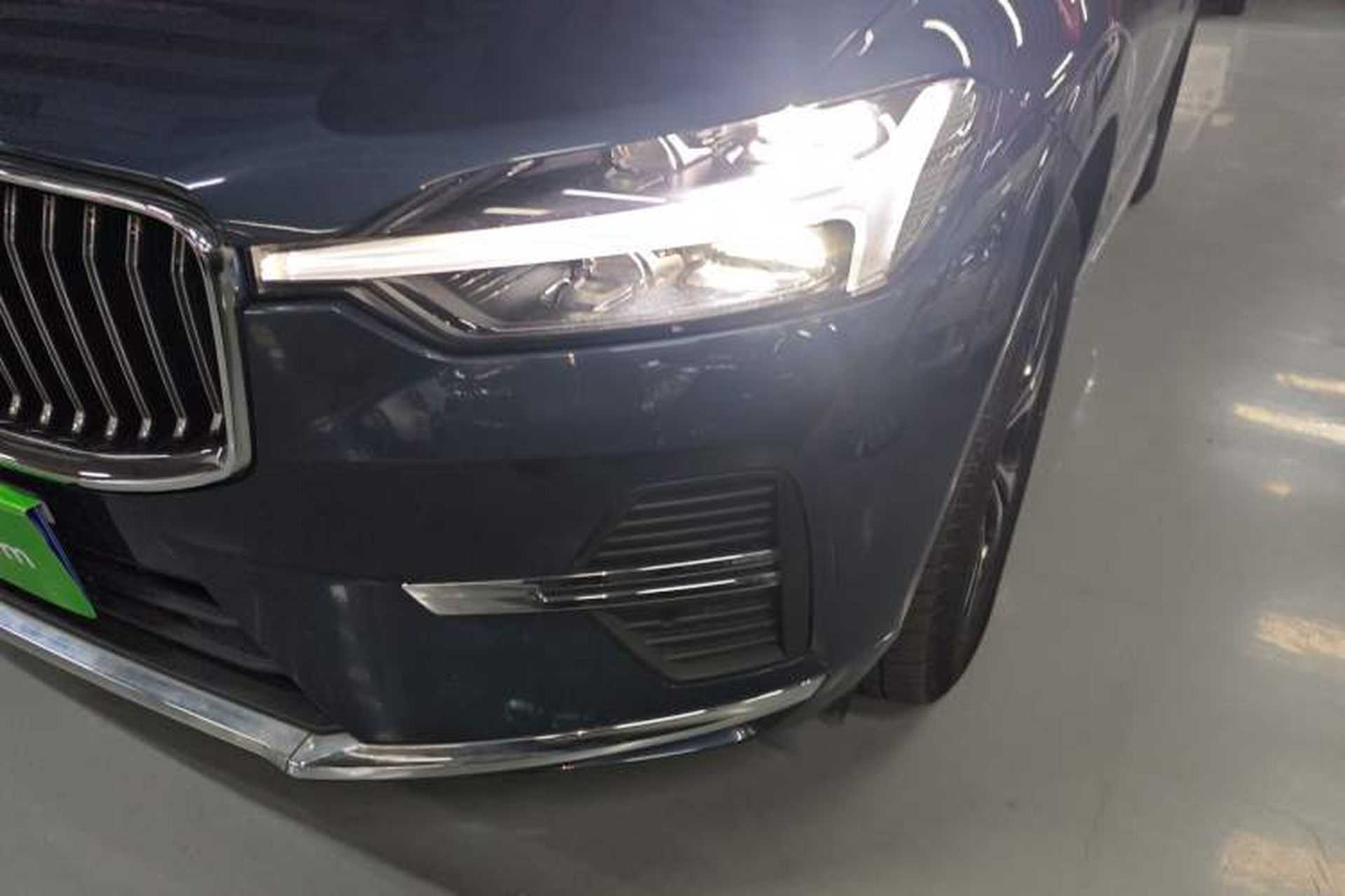 Used Volvo XC60 2024 B5 4x4 Smart Luxury Edition Left Front Headlight
