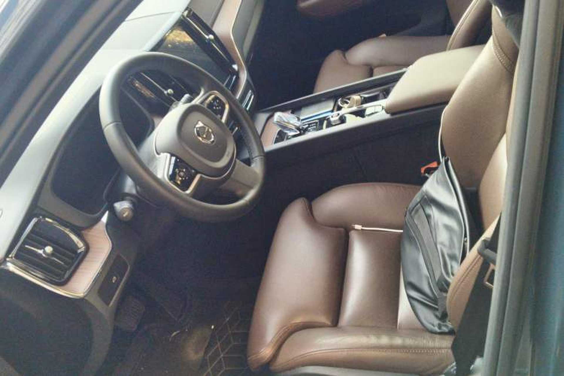 Used Volvo XC60 2024 B5 4x4 Smart Luxury Edition Left Front Seat