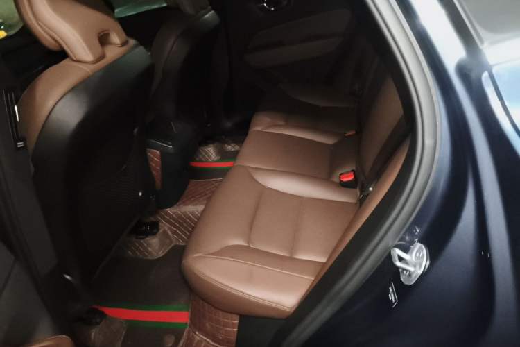 Used Volvo XC60 2024 B5 4x4 Smart Luxury Edition Left Rear Seat