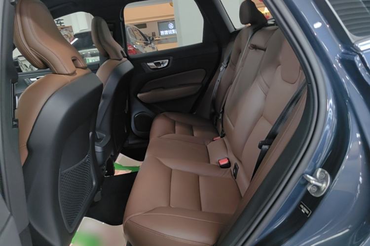Used Volvo XC60 2024 B5 4x4 Smart Luxury Edition Left Rear Seat