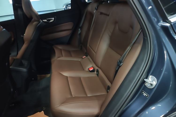 Used Volvo XC60 2024 B5 4x4 Smart Luxury Edition Left Rear Seat
