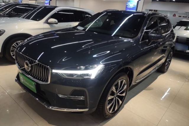 Used Volvo XC60 2024 B5 4x4 Smart Luxury Edition