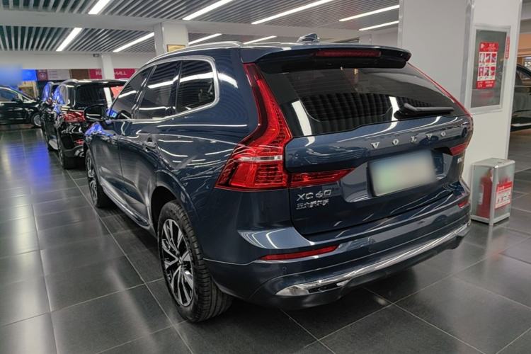 Used Volvo XC60 2024 B5 4x4 Smart Luxury Edition Rear Left 45 Deg