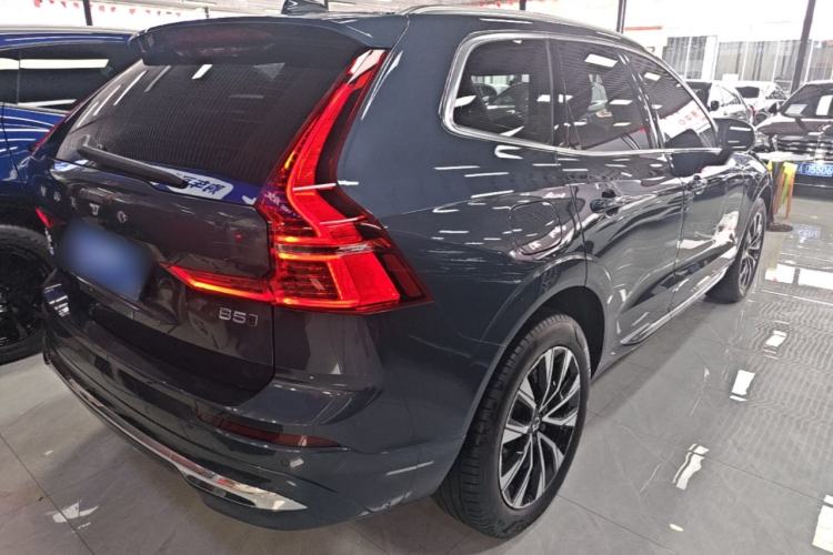 Used Volvo XC60 2024 B5 4x4 Smart Luxury Edition Rear Right 45 Deg