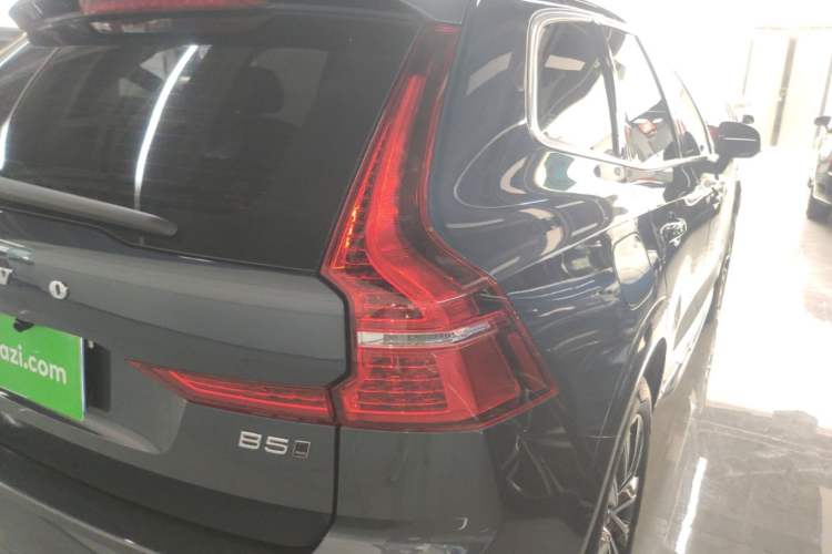 Used Volvo XC60 2024 B5 4x4 Smart Luxury Edition Right Rear Taillight