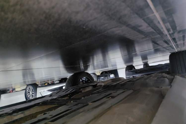 Used Volvo XC60 2024 B5 4x4 Smart Luxury Edition Right Side Sill