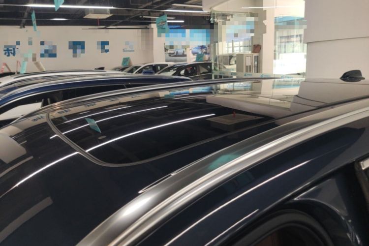 Used Volvo XC60 2024 B5 4x4 Smart Luxury Edition Roof