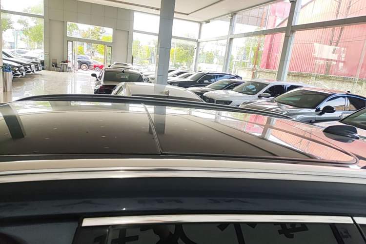 Used Volvo XC60 2024 B5 4x4 Smart Luxury Edition Roof