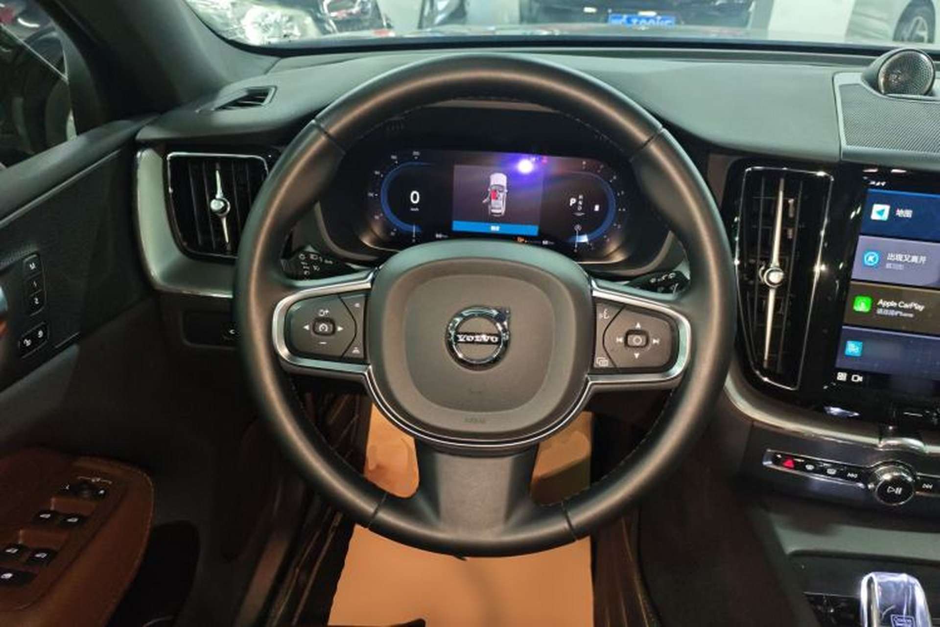 Used Volvo XC60 2024 B5 4x4 Smart Luxury Edition Steering Wheel