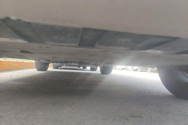 Used Volvo XC60 2024 B5 4x4 Smart Luxury Edition Chassis Front