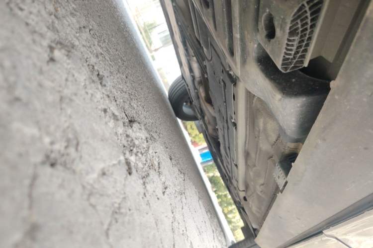 Used Volvo XC60 2024 B5 4x4 Smart Luxury Edition Chassis Rear Right