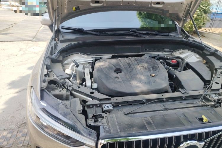 Used Volvo XC60 2024 B5 4x4 Smart Luxury Edition Engine Bay Right