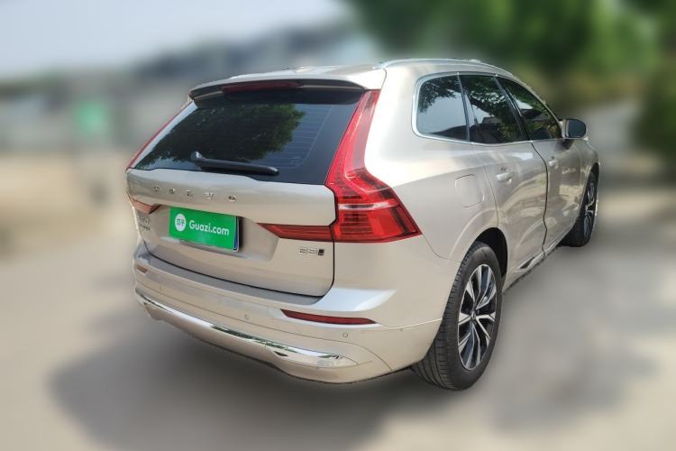 Used Volvo XC60 2024 B5 4x4 Smart Luxury Edition Rear Right 45 Deg