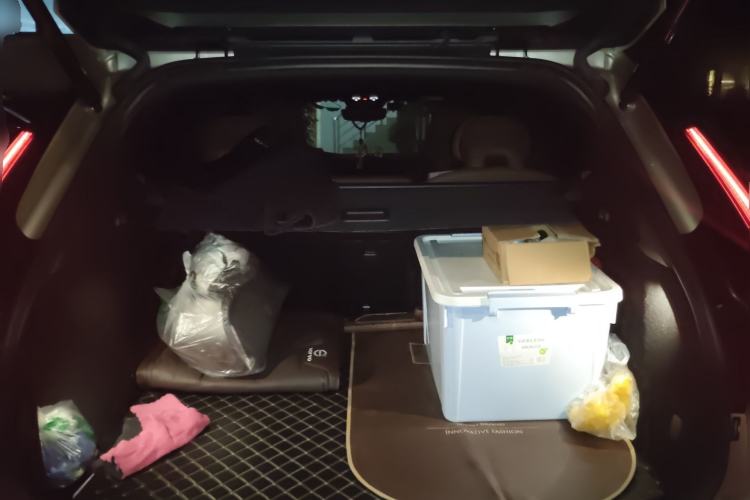 Used Volvo XC60 2024 B5 4x4 Smart Luxury Edition Trunk