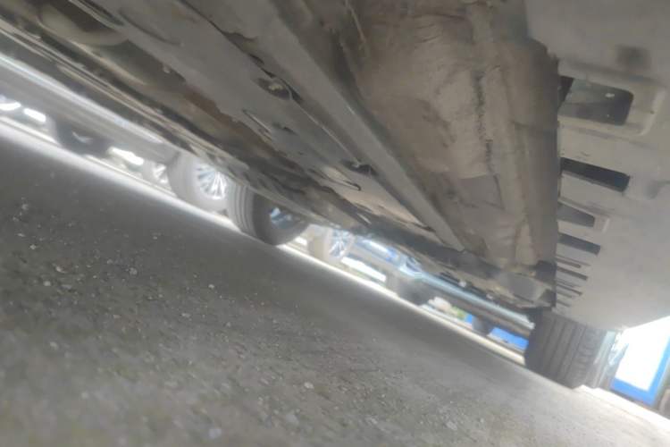Used Volvo XC60 2024 B5 4x4 Smart Luxury Edition Chassis Front Left