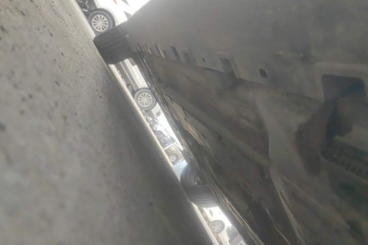 Used Volvo XC60 2024 B5 4x4 Smart Luxury Edition Chassis Rear Left