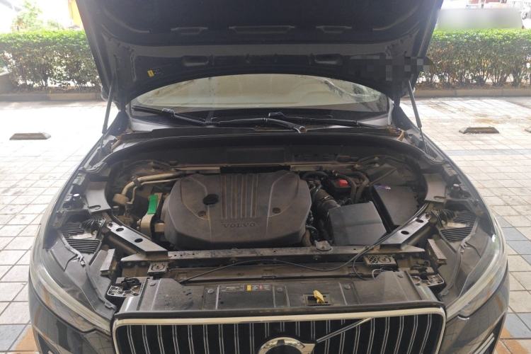 Used Volvo XC60 2024 B5 4x4 Smart Luxury Edition Engine Bay