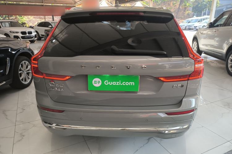 Used Volvo XC60 2024 B5 4x4 Smart Luxury Edition Exterior 4