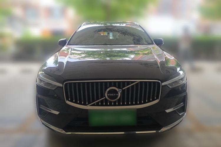 Used Volvo XC60 2024 B5 4x4 Smart Luxury Edition Front