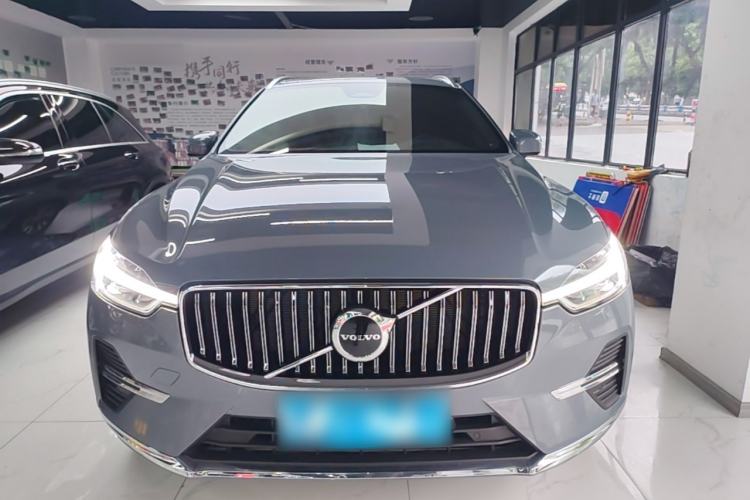 Used Volvo XC60 2024 B5 4x4 Smart Luxury Edition Front