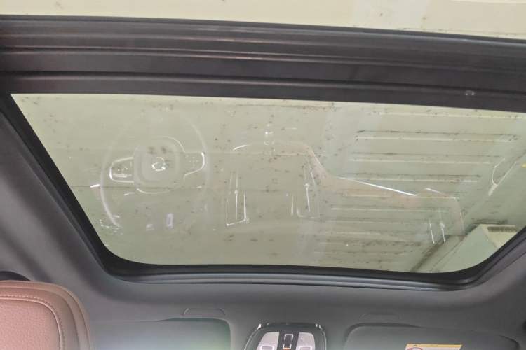 Used Volvo XC60 2024 B5 4x4 Smart Luxury Edition Headliner