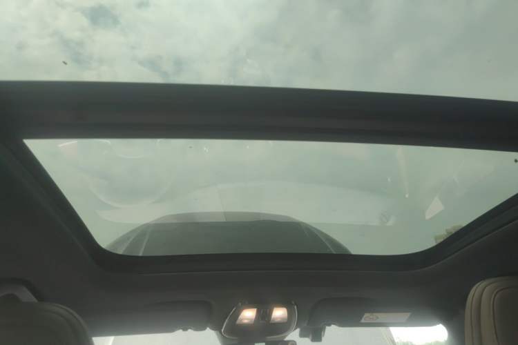Used Volvo XC60 2024 B5 4x4 Smart Luxury Edition Headliner