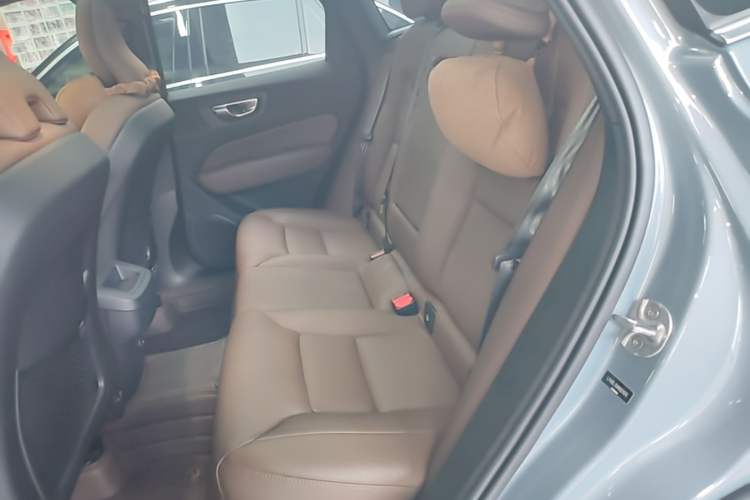 Used Volvo XC60 2024 B5 4x4 Smart Luxury Edition Left Rear Seat