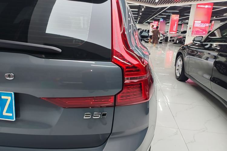 Used Volvo XC60 2024 B5 4x4 Smart Luxury Edition Right Rear Taillight