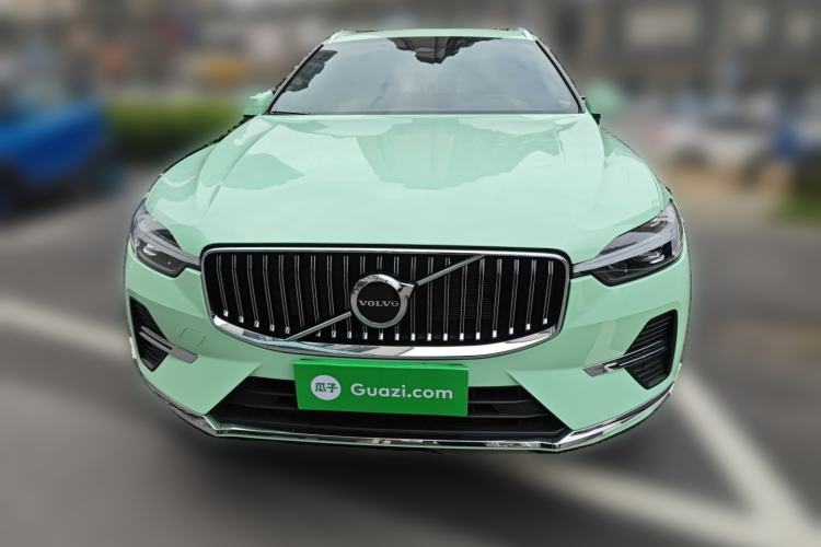 Used Volvo XC60 2024 B5 4x4 Smart Luxury Edition Front