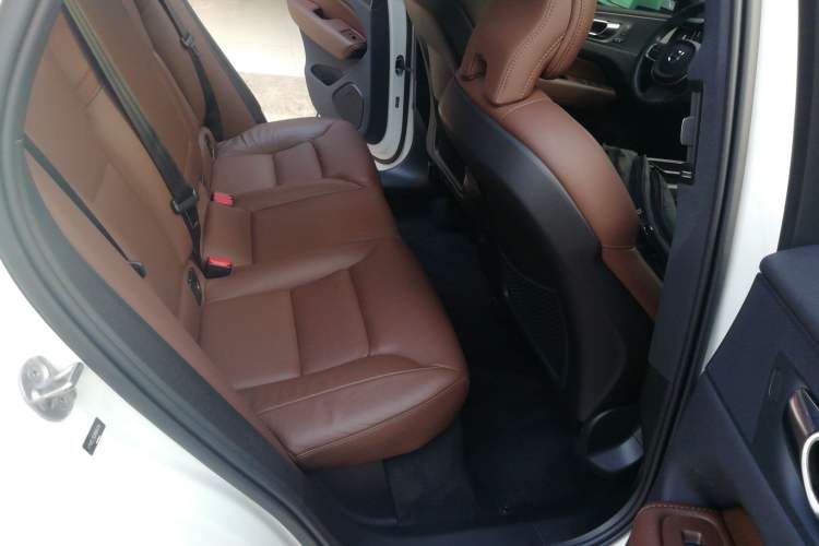 Used Volvo XC60 2024 B5 4x4 Smart Luxury Edition Left Rear Seat