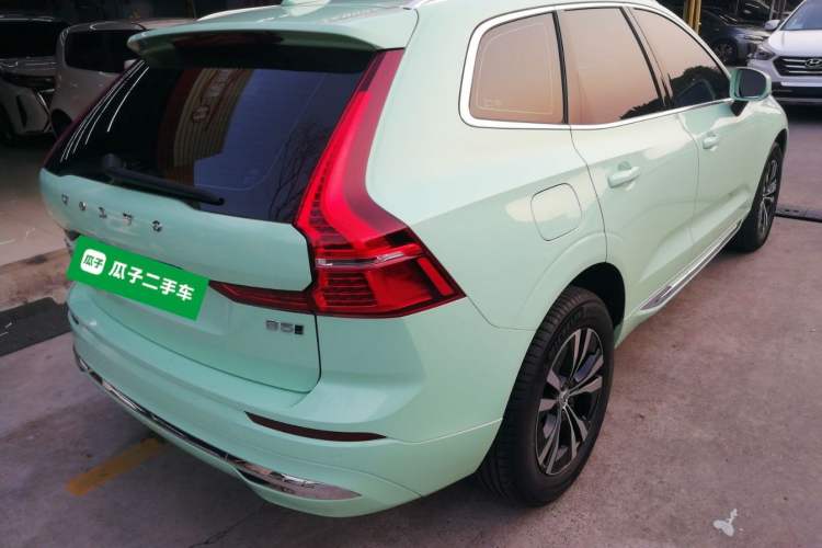 Used Volvo XC60 2024 B5 4x4 Smart Luxury Edition Rear Right 45 Deg