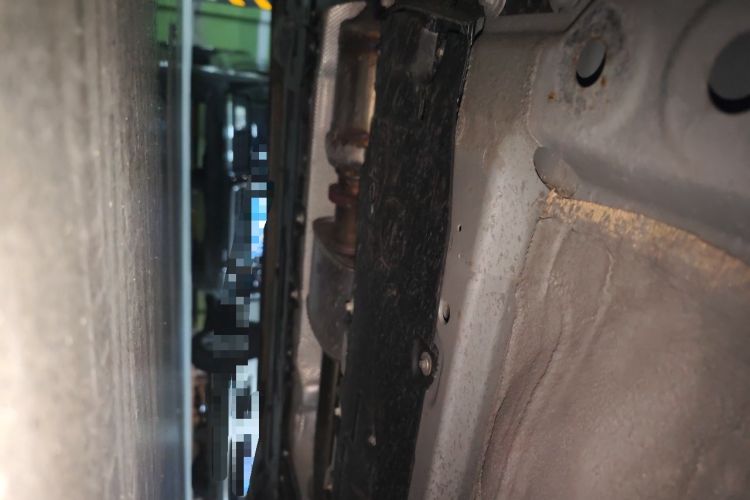 Used Volvo XC60 2024 B5 4x4 Smart Luxury Edition Chassis Front Left