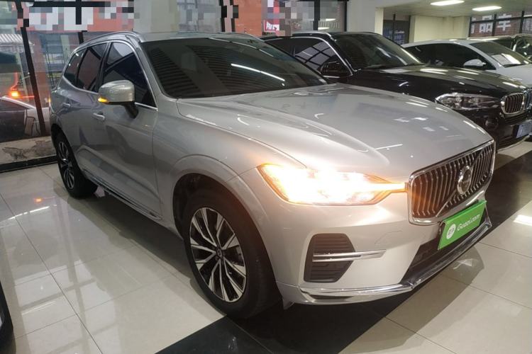 Used Volvo XC60 2024 B5 4x4 Smart Luxury Edition Exterior 2