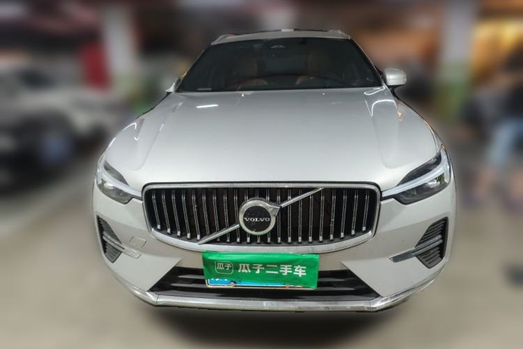 Used Volvo XC60 2024 B5 4x4 Smart Luxury Edition Front