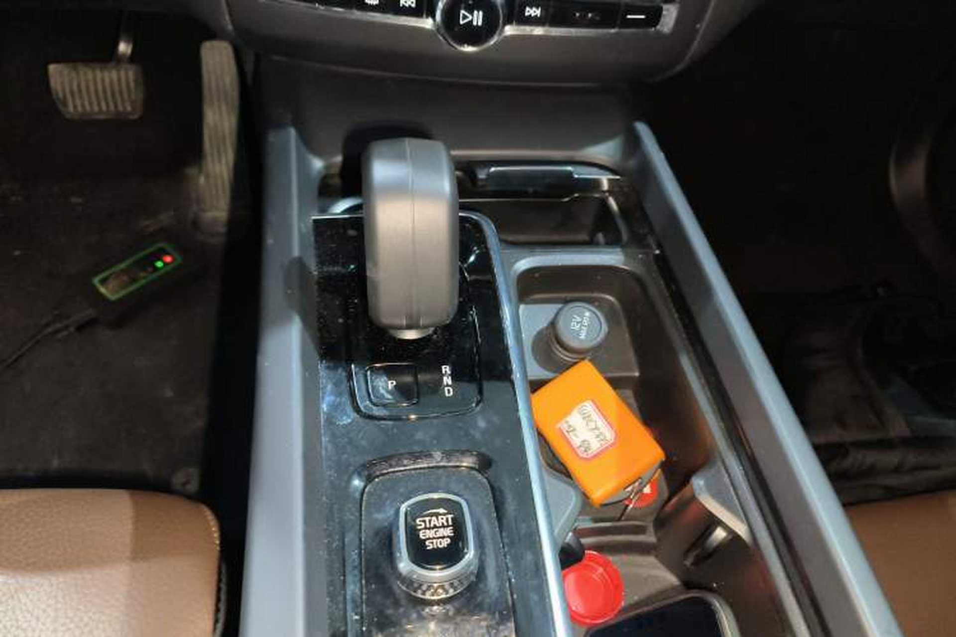 Used Volvo XC60 2024 B5 4x4 Smart Luxury Edition Gear Lever