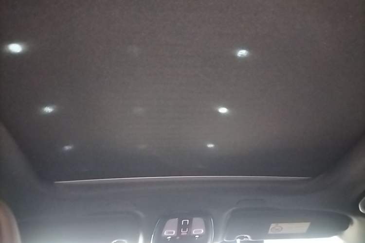 Used Volvo XC60 2024 B5 4x4 Smart Luxury Edition Headliner
