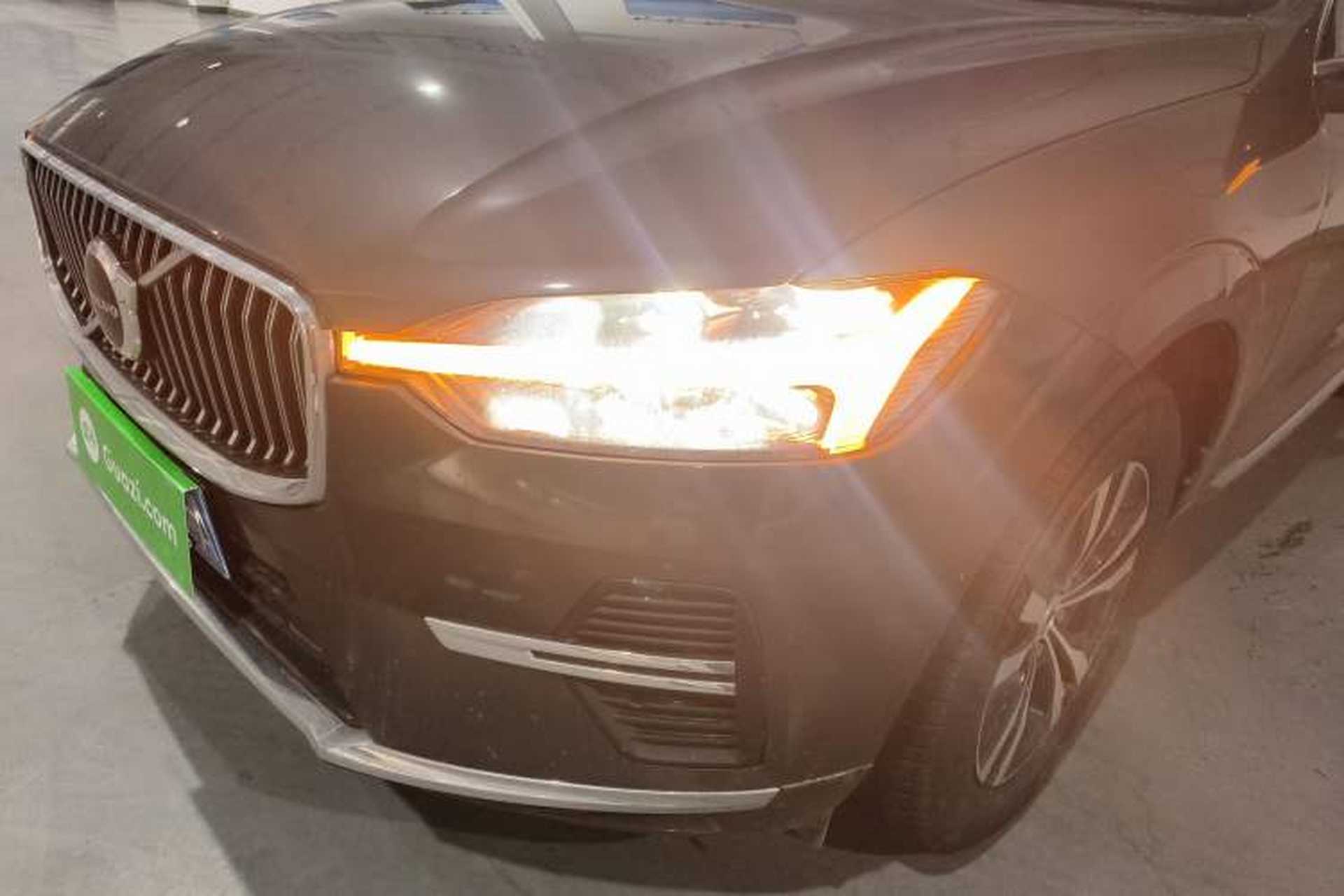 Used Volvo XC60 2024 B5 4x4 Smart Luxury Edition Left Front Headlight